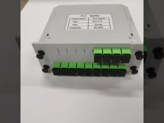 كاسيت PLC ذو ذيل الخنزير 1x8 PLC متوازنة النوع SC APC LGX مربع القسمة