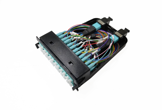 شراء 12 24 ألياف MPO MTP كاسيت بلاستيك OM3 10G كابل متعدد الوسائط ذكر أكوا التصنيع عبر الإنترنت