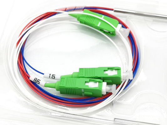 SC APC ألياف ضوئية 1 * 2 FBT مقبل 15٪: 85٪ اللون الأحمر الأزرق لـ WDM T1550 R1310/1490 FWDM