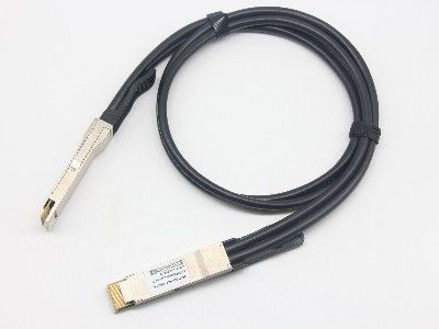 400G QSFP112 سلبية مباشرة ربط كابل Twinax النحاسي 2M المسافة 1m 2m 3m معايير الامتثال RoHS / CE / FCC